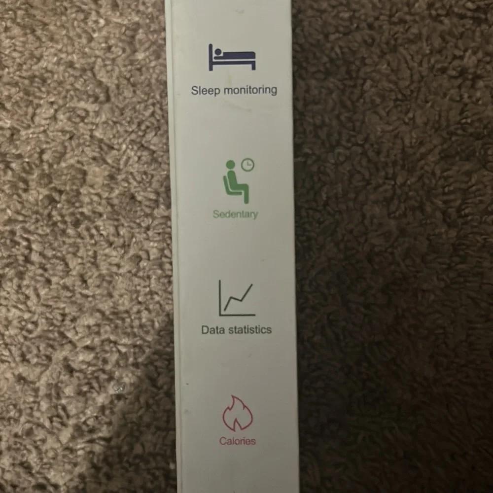 Chill band smart tracks ur health connect ur phone to it play music and a watch